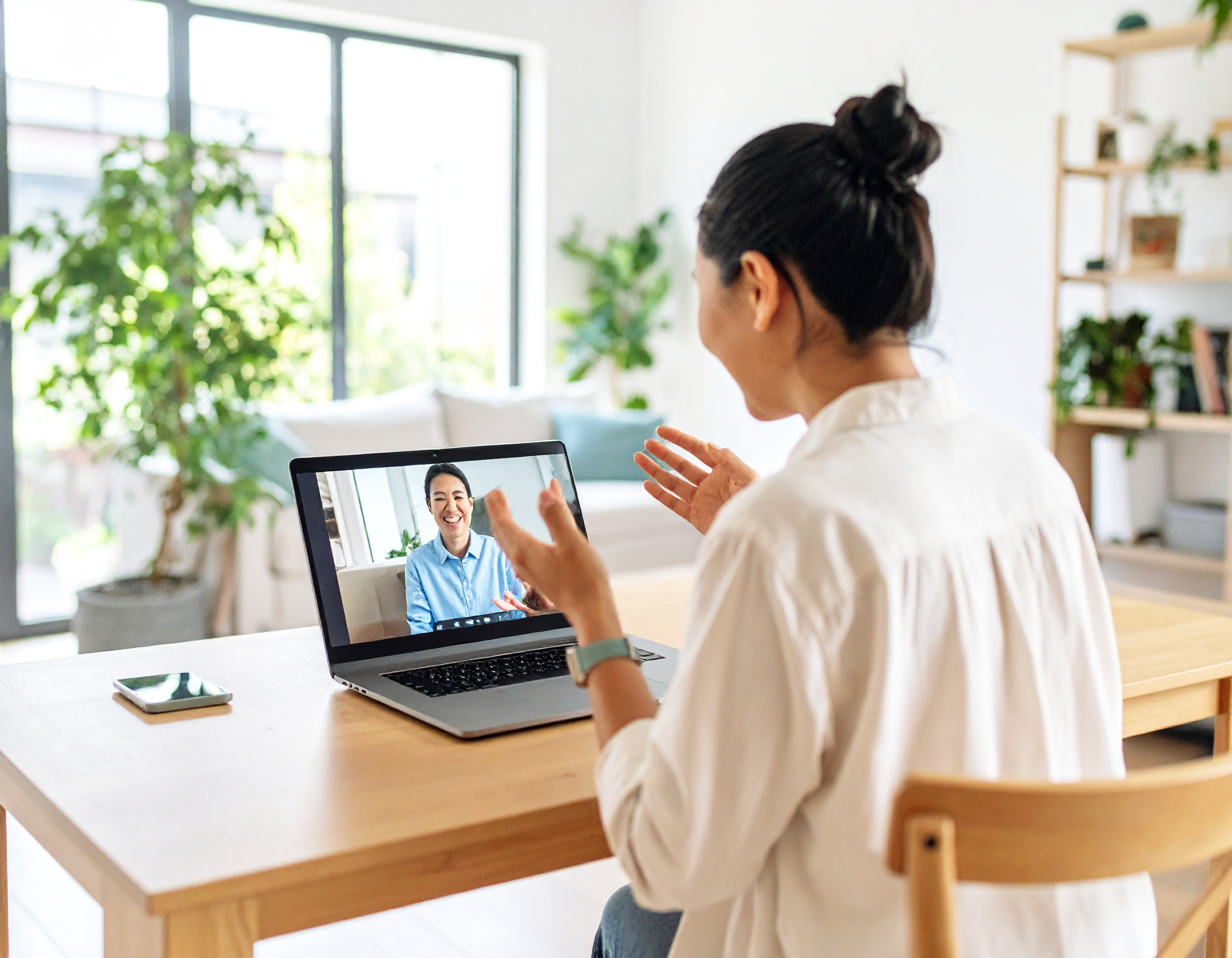 テレビ通話でのご相談も可能です。